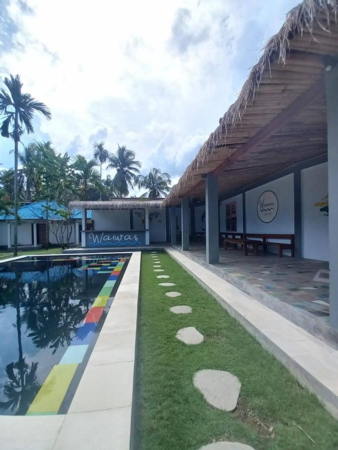 Waiwas Hostel Kuta  Exterior photo
