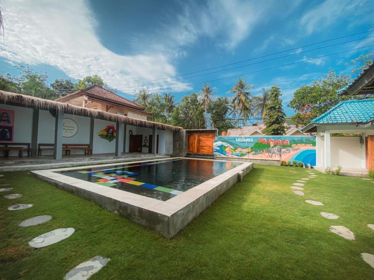 Waiwas Hostel Kuta  Exterior photo